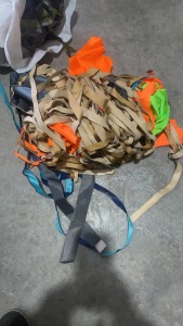 出售软质PVC边料，充气床布料，现货30吨