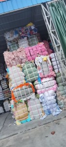 长期回收涤纶废布,涤纶衣服,涤纶旧睡衣,窗帘布,绒布,鞋帮布,黑针织布,月需2000吨