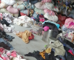 长期出售旧衣服大白，白料，月供10吨左右，货在江苏南京