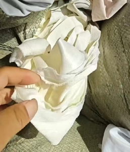 长期大量出售针织氨纶废布，氨纶碎布，月供400吨，货在江苏苏州