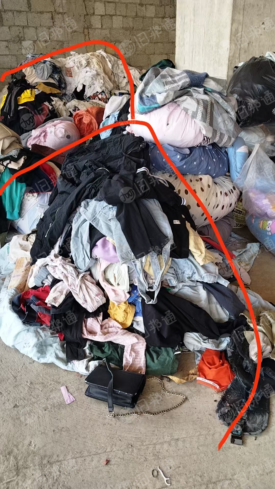 长期出售旧衣服黑料,废布,燃烧料,黑料