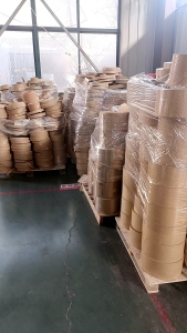 处理一批本色卷筒带胶纸