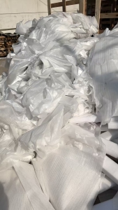 出售珍珠棉废料，黑色的能装四米二一车