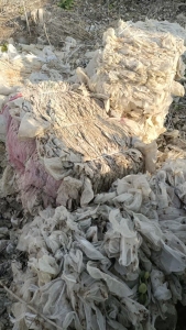 长期出售水洗香菇菌袋膜废料