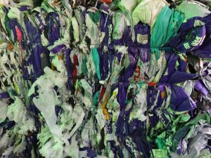 长期出售干造快递胶纸废料,快递袋废料