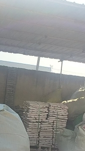 出售KT板热熔块，现货10吨左右