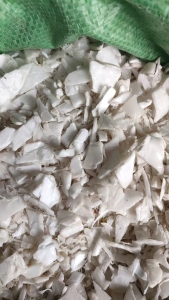 出售分色丙破碎料，红蓝丙破碎料，黑丙破碎料