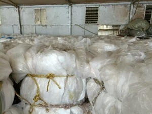 出售一级低压膜，可干造，现货12吨