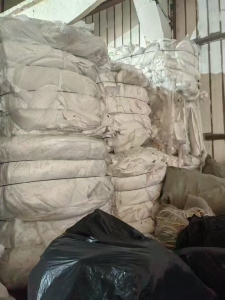 出售PBT废布，现货十几吨，长期有货，天津