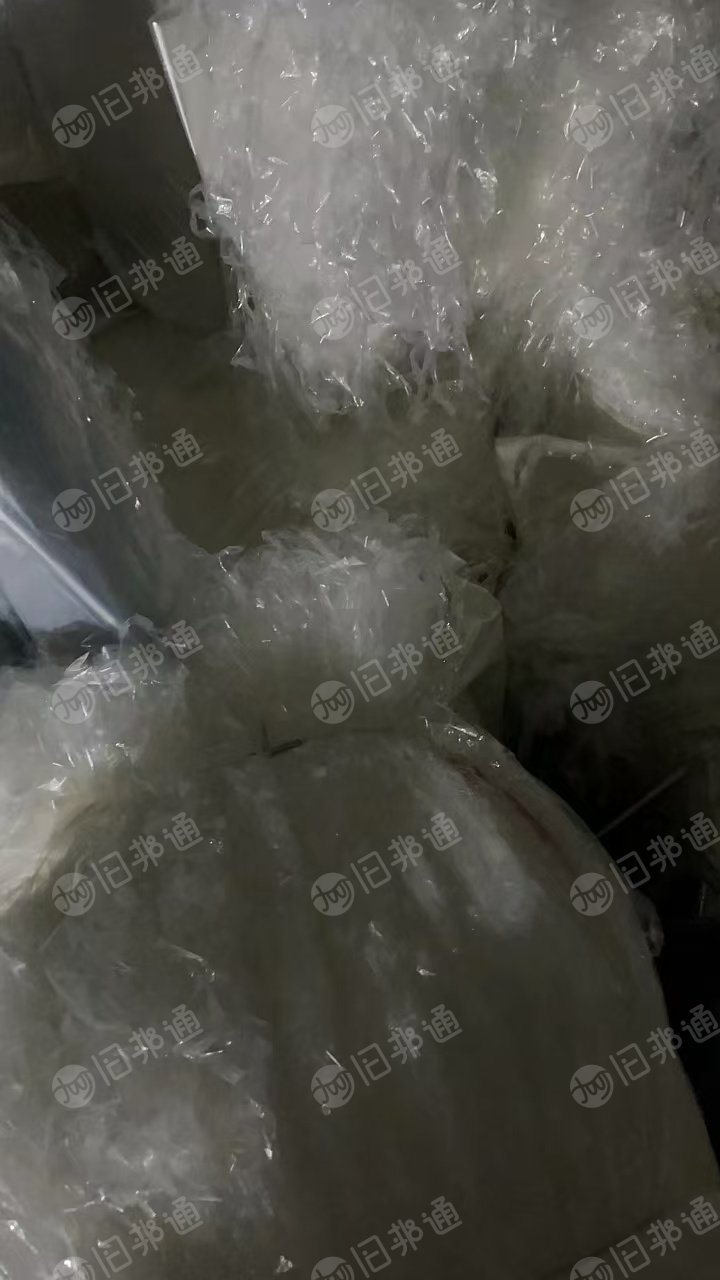 出售涂布过后下来的边角料，PET复合PE膜，半透明带胶，月供10吨