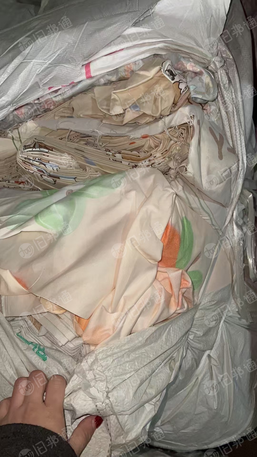 出售家纺布,大小卷布,斜纹平纹混装,现货有3吨左右,货在山东昌邑