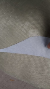 长期出售涤棉三色料，涤棉废布，涤含45%，现货七八吨