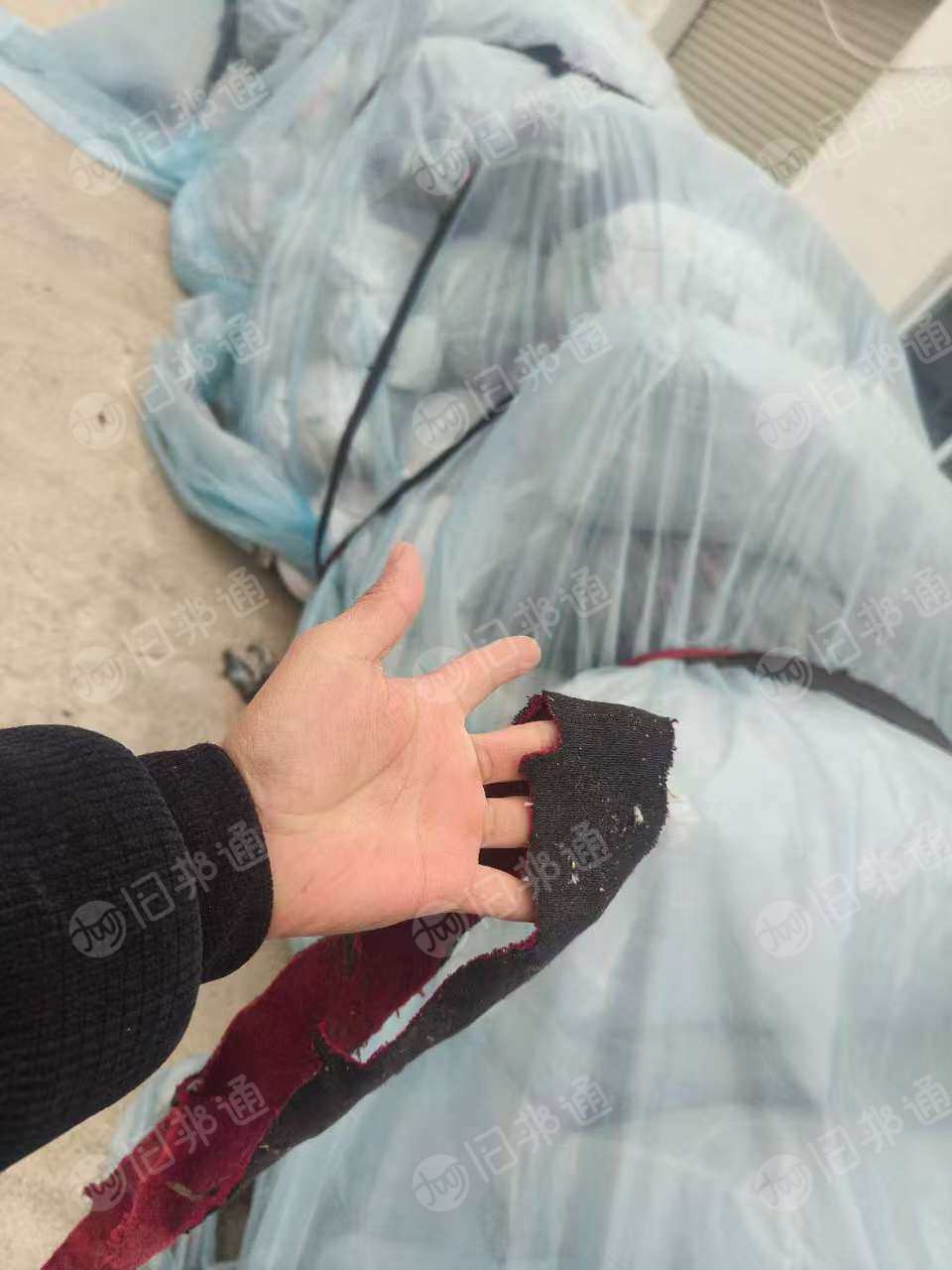 长期出售鞋材厂下来的边角料,废布,黑料