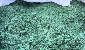 长期出售水粉PET打包带破碎料