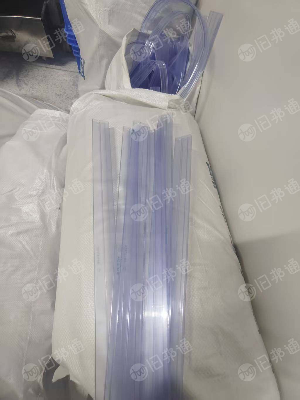 出售中性PVC电子管废料,去头的,月供10吨