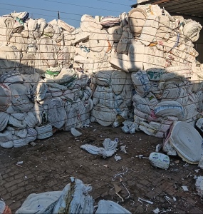 长期出售pp/pe胶水料，不干胶胶盘