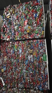 长期出售铝易拉罐压块