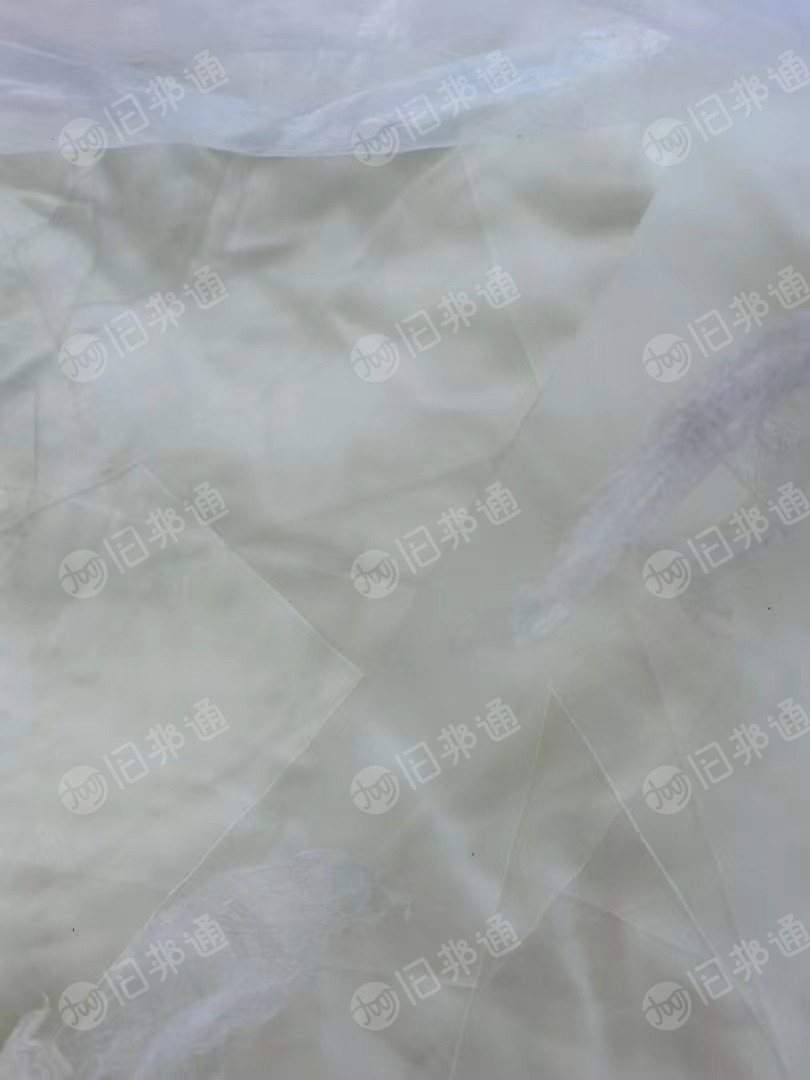长期出售全新PVB边角料，现货300吨，月供300吨