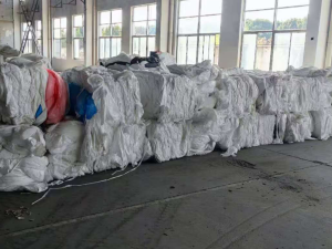 出售pe电池膜边角料，月供20吨