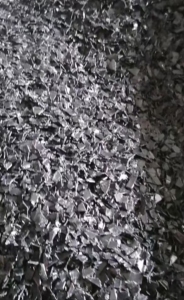 长期出售PET吸塑片破碎料，PET服装模板破碎料