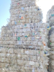 长期出售餐盒压块，含少量奶茶杯，现货一挂车