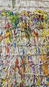 出售花漂PP打包带毛料，月供二三十吨