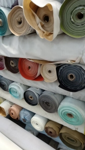 出售库存皮革，PVC皮革，货在浙江湖州