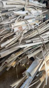 求购PVC塑料膜，PVC管废料，每月需200吨 