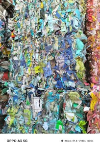 出售红蓝丙压块，现货十几吨，长期供货