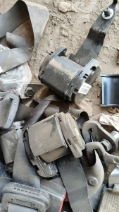 长期出售拆好的汽车安全带，安全带，汽车织带