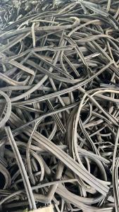 出售杂橡胶废料，胶条，现货9*6一车装不完