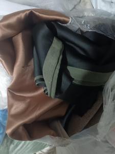 长期出售涤纶窗帘布，造粒用，有白色，也有杂色，每个月20多吨，货在浙江宁波