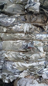 出售铝塑膜废料，食品厂下来的铝塑包装袋