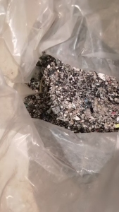 出售PP拆车塑料破碎料 ，有保险杠和汽车内饰