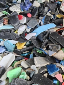 出售日杂沉水丙破碎料，PP沉底破碎料，清洗除铁甩干过静电筛选