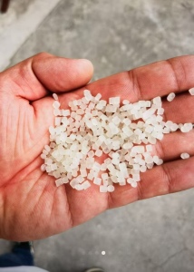 出售吊瓶颗粒，纯瓶身颗粒，120目，月供量100吨