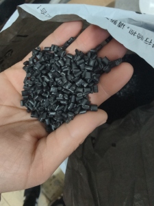 出售PP塑料再生颗粒