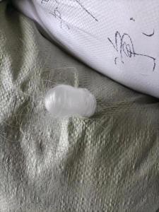 长期出售尼龙废丝，白色，黑色，彩色，统货一起出，白色占比多 厂在广东中山