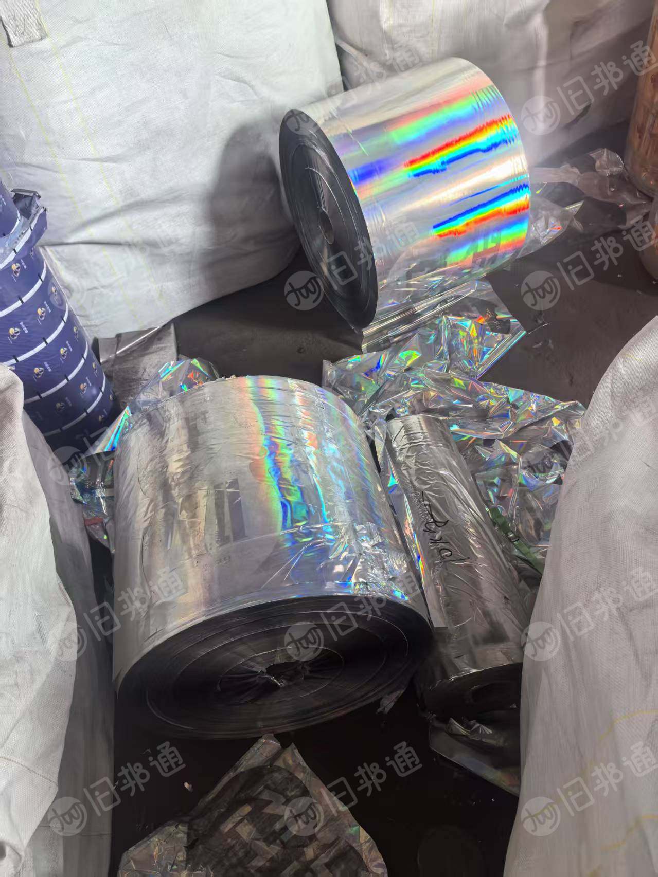 出售opp镭射卷膜,现货10吨