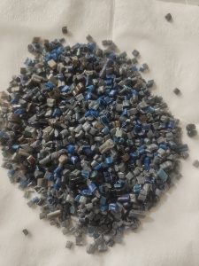 出售PE颗粒，花高压膜颗粒