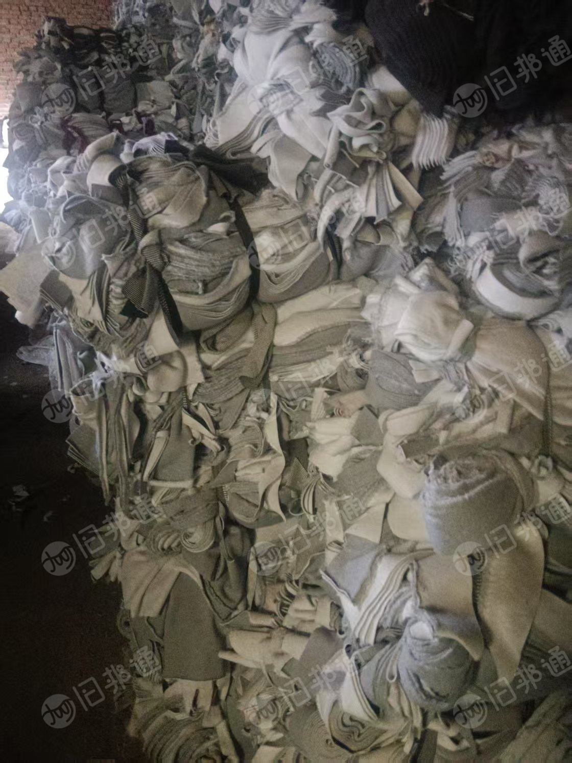长期出售涤棉布条，涤棉拖把条，中灰色，黑灰色，单面绒边角料，可做拖把用，现货6.8米一车
