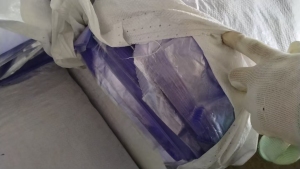 大量出售变色龙废料