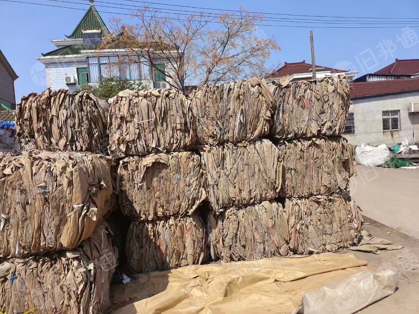 出售牛皮水泥纸袋，现货够车，可以做硅酸钙板用