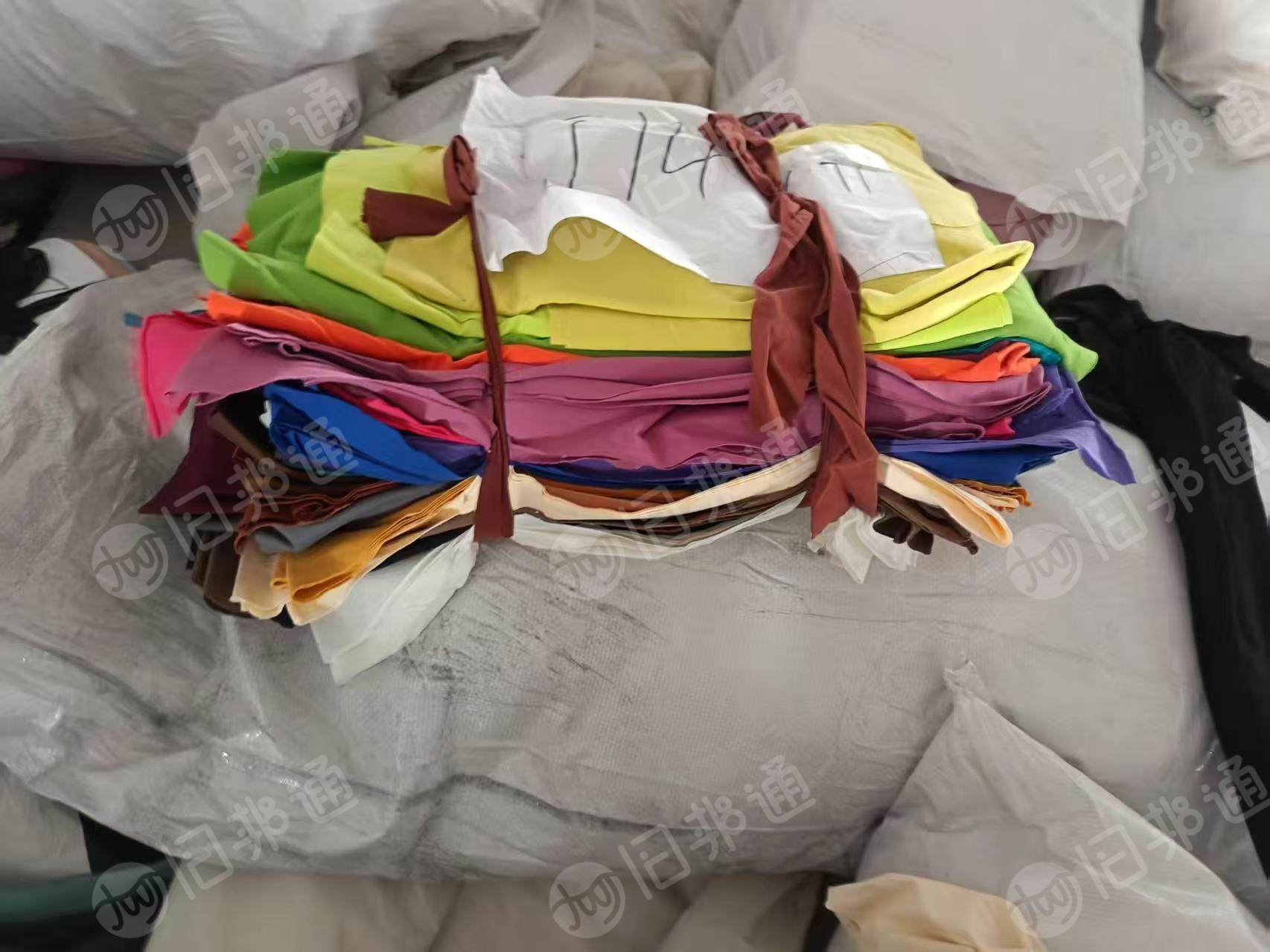 长期出售纯棉废布，纯棉边角料，现货四五十吨