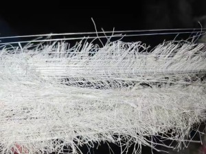 出售加捻丝，废丝，货在河南焦作