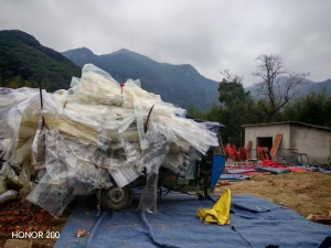 出售pvc铝合金包装膜，透明的，现货18吨