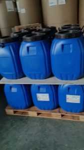 长期出售二次利用的蓝桶，小蓝桶200多个，大蓝桶100多个