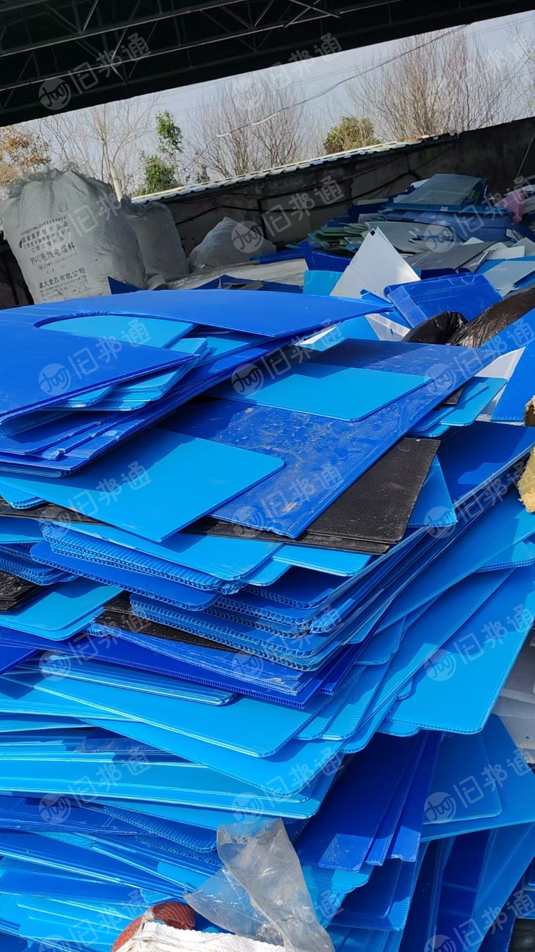 出售空心板毛料，含有少量沉水料，月供100吨