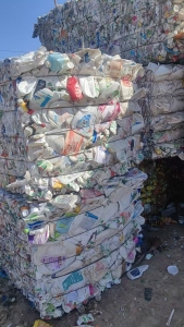 出售大小白乙压块，分开打的，也有透析桶压块