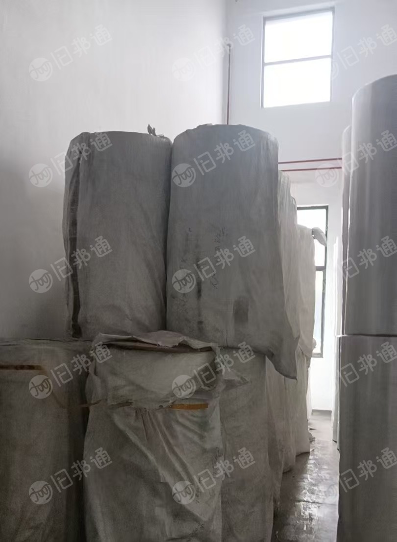 出售平纹水刺无纺布，全黏胶水刺无纺布，75克，一米门幅，现货有三吨左右，货在浙江温州